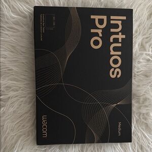 Wacom Intuos Pro Medium Graphics Tablet - Black